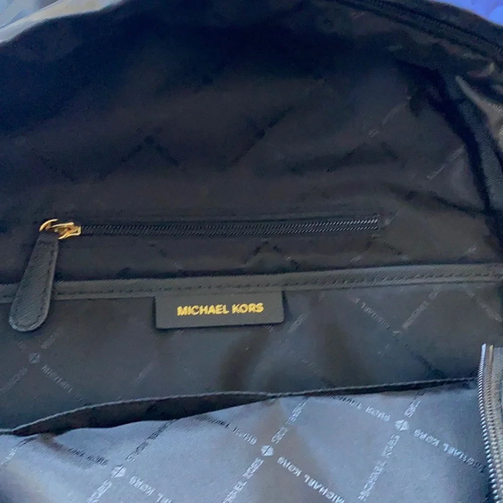 Michael Kors black backpack - Picture 6 of 7